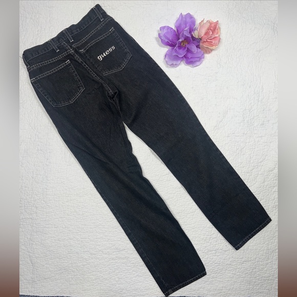 Guess Women's Black Mid-rise Straight Leg Denim Jeans; 27; Sz 4 - Picture 2 of 6